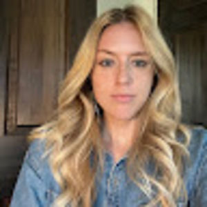 Meet your Posher, Madeline